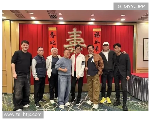 曾志伟携手香港足球明星队共创辉煌时刻展现运动精神与团队合作魅力 曾志伟携手香港足球明星队共创辉煌时刻展现运动精神与团队合作魅力